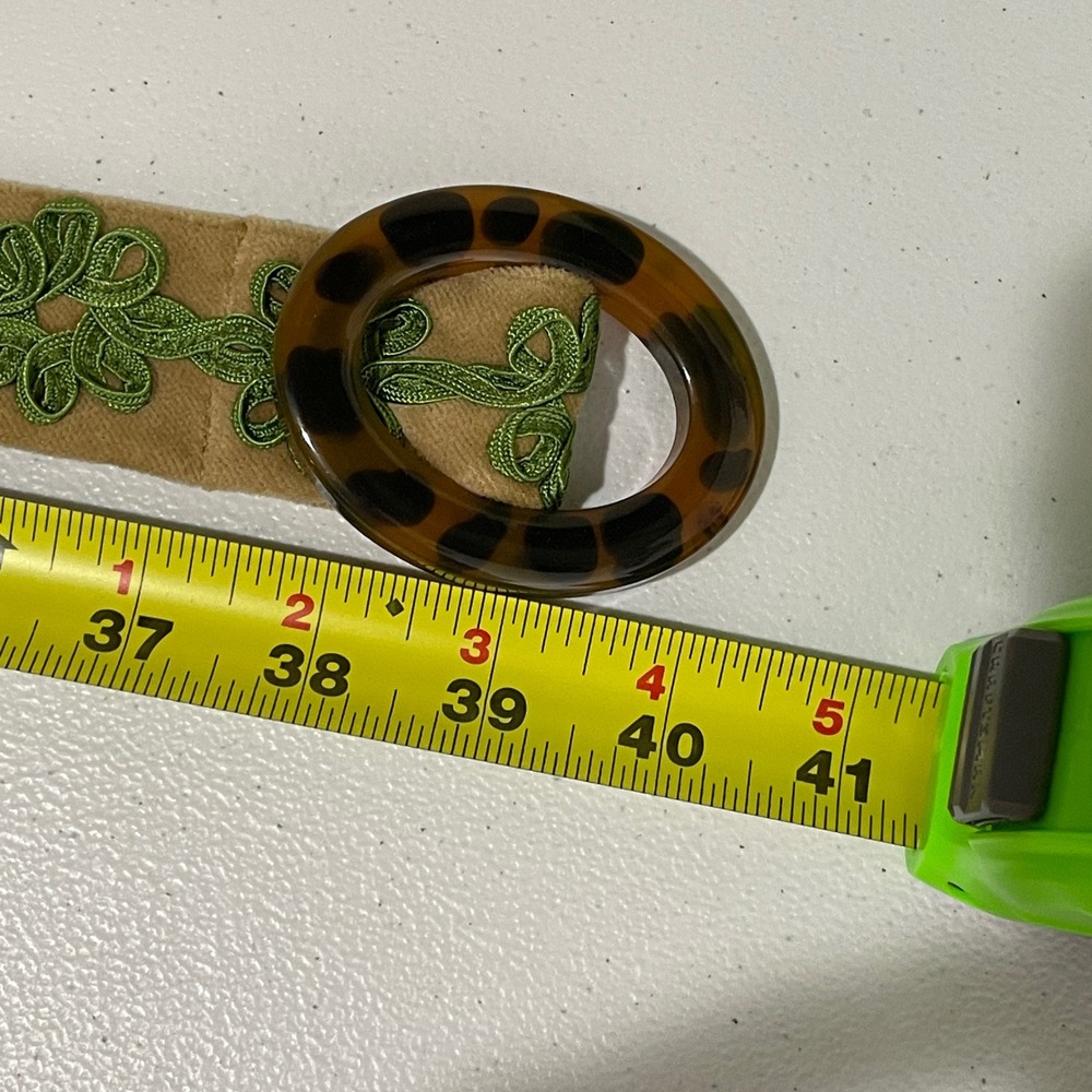 J. McLaughlin Womens Tan Velvet Belt Green Embroidery Tortoise Buckle S Preppy - Picture 6 of 9